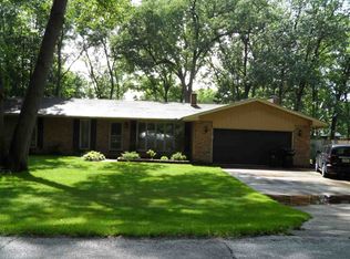 56121 Birch Rd, Osceola, IN 46561