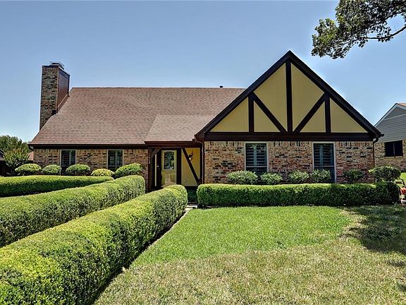 2nd image of 1512 Vera Cruz Dr