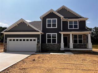 3828 Jacobs Ln, Uniontown, OH 44685