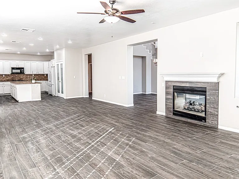 6545 Black Oaks St — Photo 16