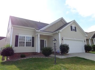 812 Marthas View Dr, Huntersville, NC 28078