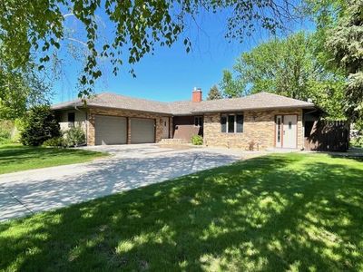 1312 Mitchell Blvd, Mitchell, SD, 57301