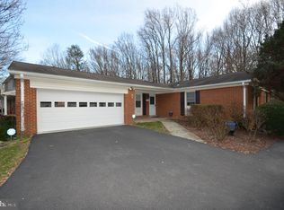 7175 Game Lord Dr, Springfield, VA 22153