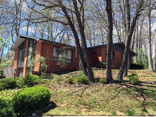 2nd image of 2314 Bluff Blvd