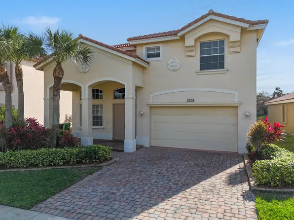 2205 SW Newport Isles Boulevard, Port St Lucie, FL 34953
