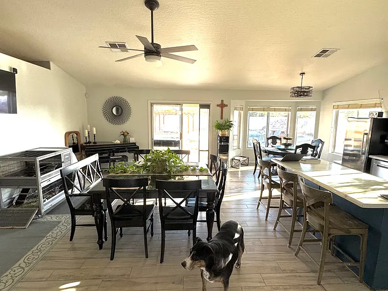 3681 E Thornton Ave — Photo 11