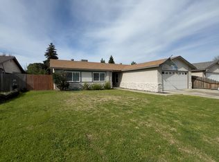 1807 S Kent Street, Visalia, CA 93277