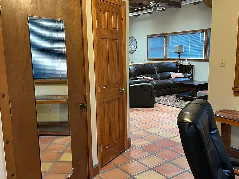 932A Old Bridge Ct — Photo 10