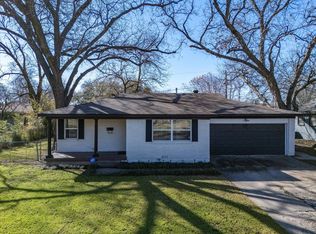 6121 Costen Ln, Fort Worth, TX 76114