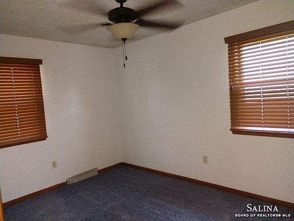 4th image of 2043 Norton St