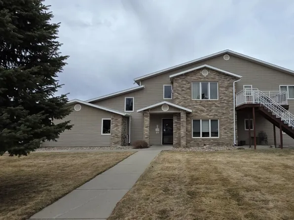 2120 Sundancer Loop SE Unit 5, Mandan, ND 58554