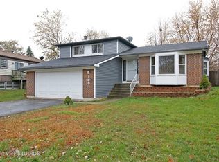 109 Camelot Way, Bolingbrook, IL 60440