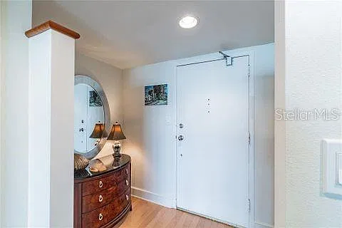2 bed, 2.0 bath, 1430 sqft, $4,995 — Photo 3