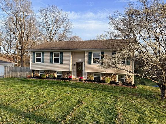 2nd image of 300 Mount Lebanon Rd