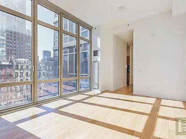 310 West 52nd Street 6A image 3 of 11