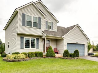 7083 Huron Park Ct, Brighton, MI 48116