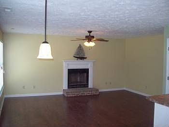 5th image of 198 Oakbluff