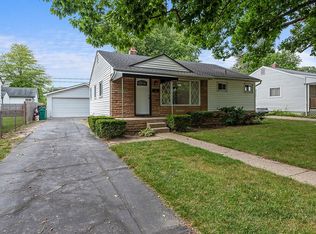 1610 S Harris Rd, Ypsilanti, MI 48198