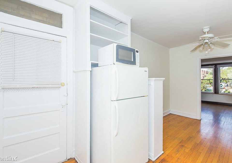 1st image of 2559 W Montrose 1 #2561-1E