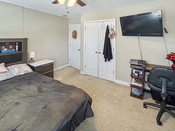 3rd image of 14020 Seneca Ridge Dr