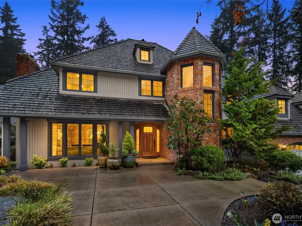 3240 126th Avenue NE, Bellevue, WA 98005