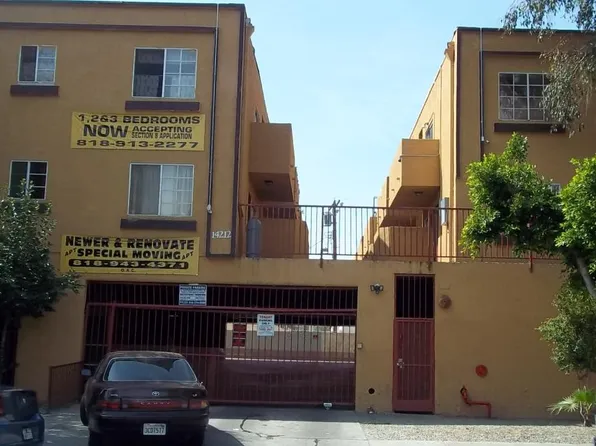 14212 Delano St, Van Nuys, CA