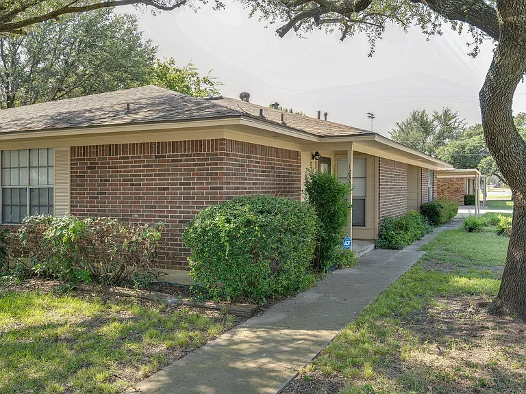 1231 Cordell St — Photo 19