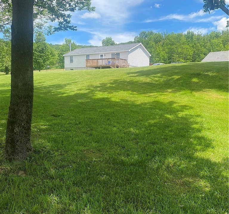 1st image of 302 Churchill Rd
