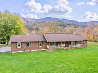 1748 Upper Craigs Creek Rd, Catawba, VA 24070