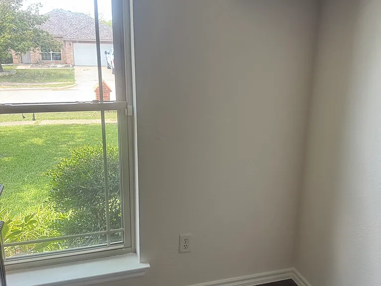 726 Stacie Ln — Photo 6