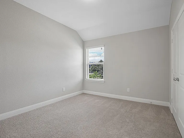 3032 Galveston St — Photo 18
