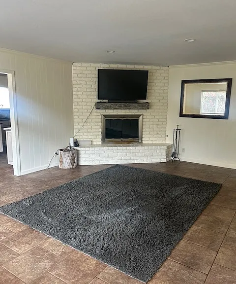 221 Sand St — Photo 10