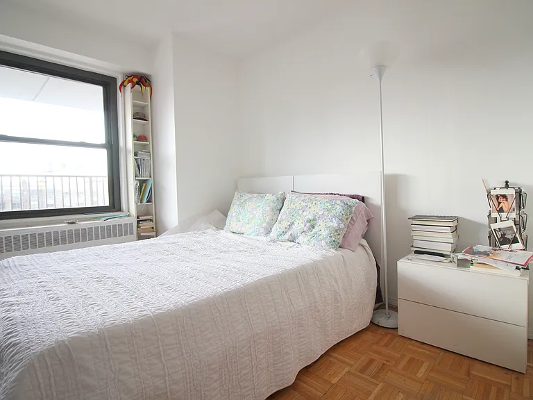 175 W 90th St #19E — Photo 4