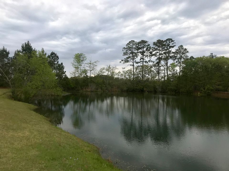 Community Lake