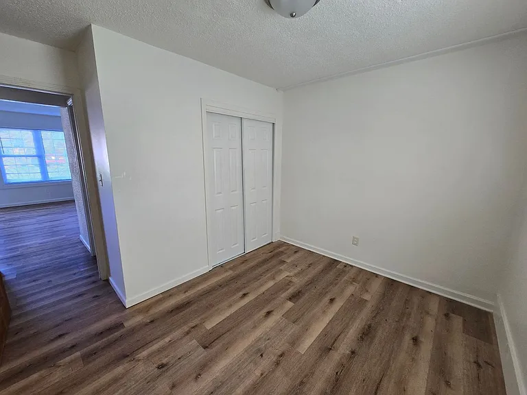 1209 E Boyton St — Photo 5