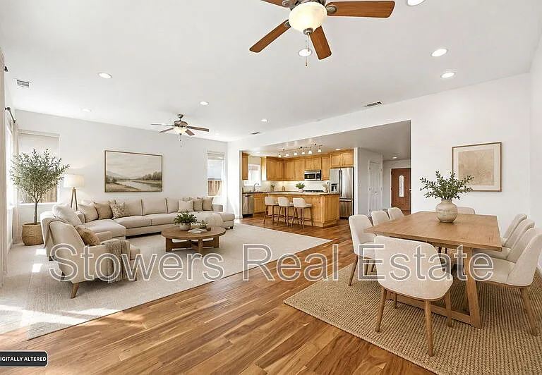 8049 Elgin Ln — Photo 10