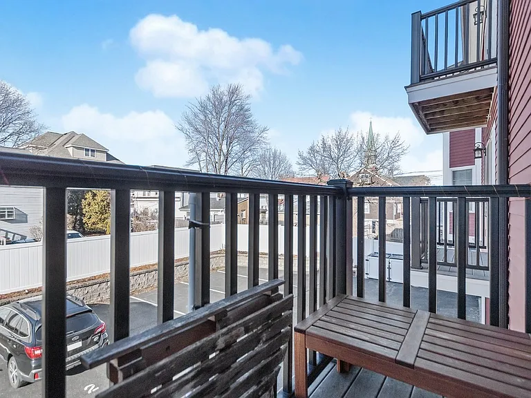 32 Common St #23 — Photo 23