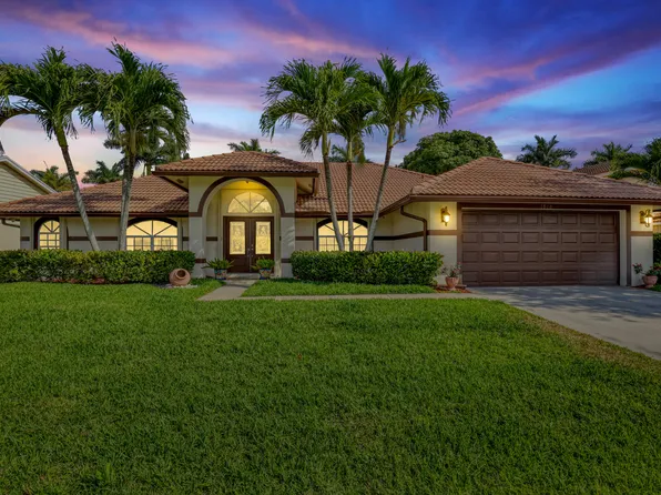 1516 Farmington Court, Wellington, FL 33414