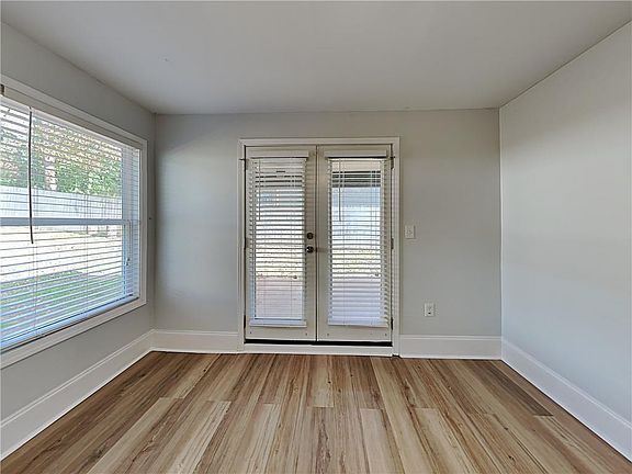 3rd image of 1808 Flat Shoals Rd SE