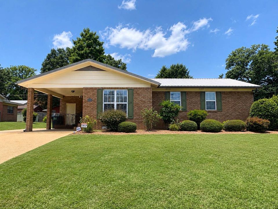 1st image of 2049 Oakhurst Dr