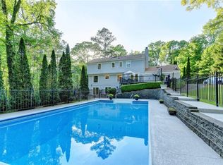 151 Shadowlawn Rd SE, Marietta, GA 30067