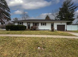 403 Bridgewater Ave, Chippewa Falls, WI 54729