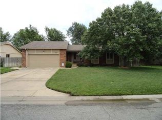 2018 N Westfield St, Wichita, KS 67212