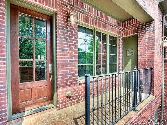 4th image of 210 Arcadia Pl APT 3