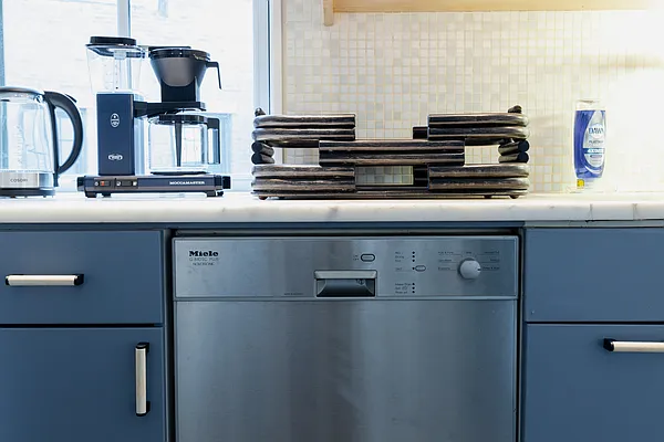 Rented by Finest Furnished LLC | media 90