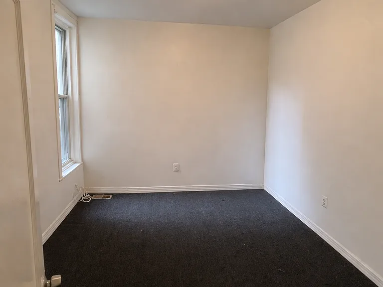 6232 Chestnut St #1 — Photo 8