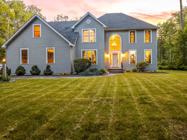 34 Wintergreen Way, Brewer, ME 04412