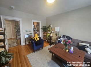 370 Chestnut Hill Ave APT 35, Brighton, MA 02135