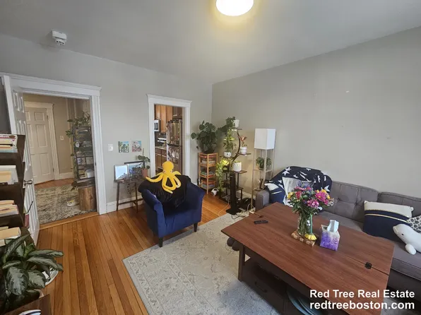 370 Chestnut Hill Ave, Brighton, MA