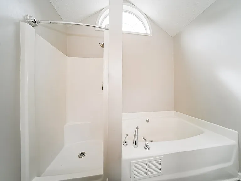 210 Coldsprings Ct — Photo 11